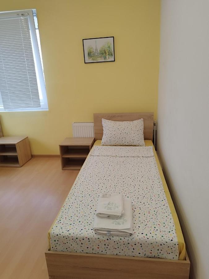 Family Hotel Kentavar 2 Byala  Exterior photo